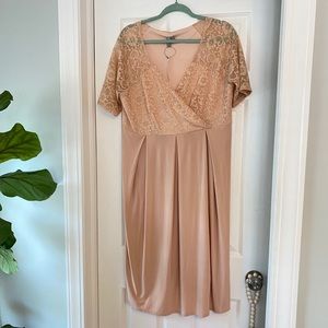 NWT ASOS Maternity / Nursing lace nude dress - 14